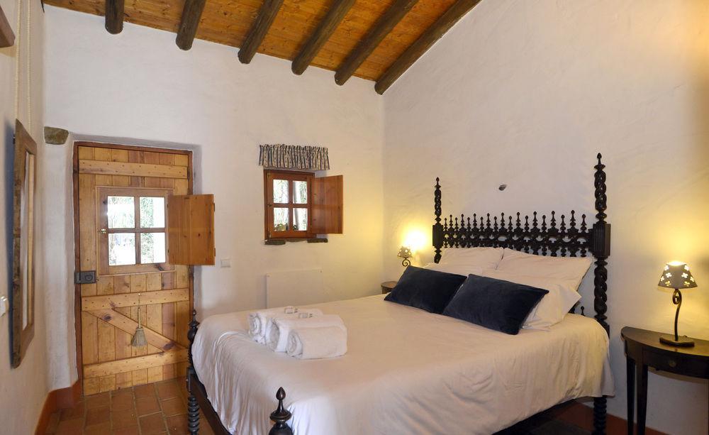 Maison d'hôtes Cerro Da Fontinha à São Teotónio Extérieur photo