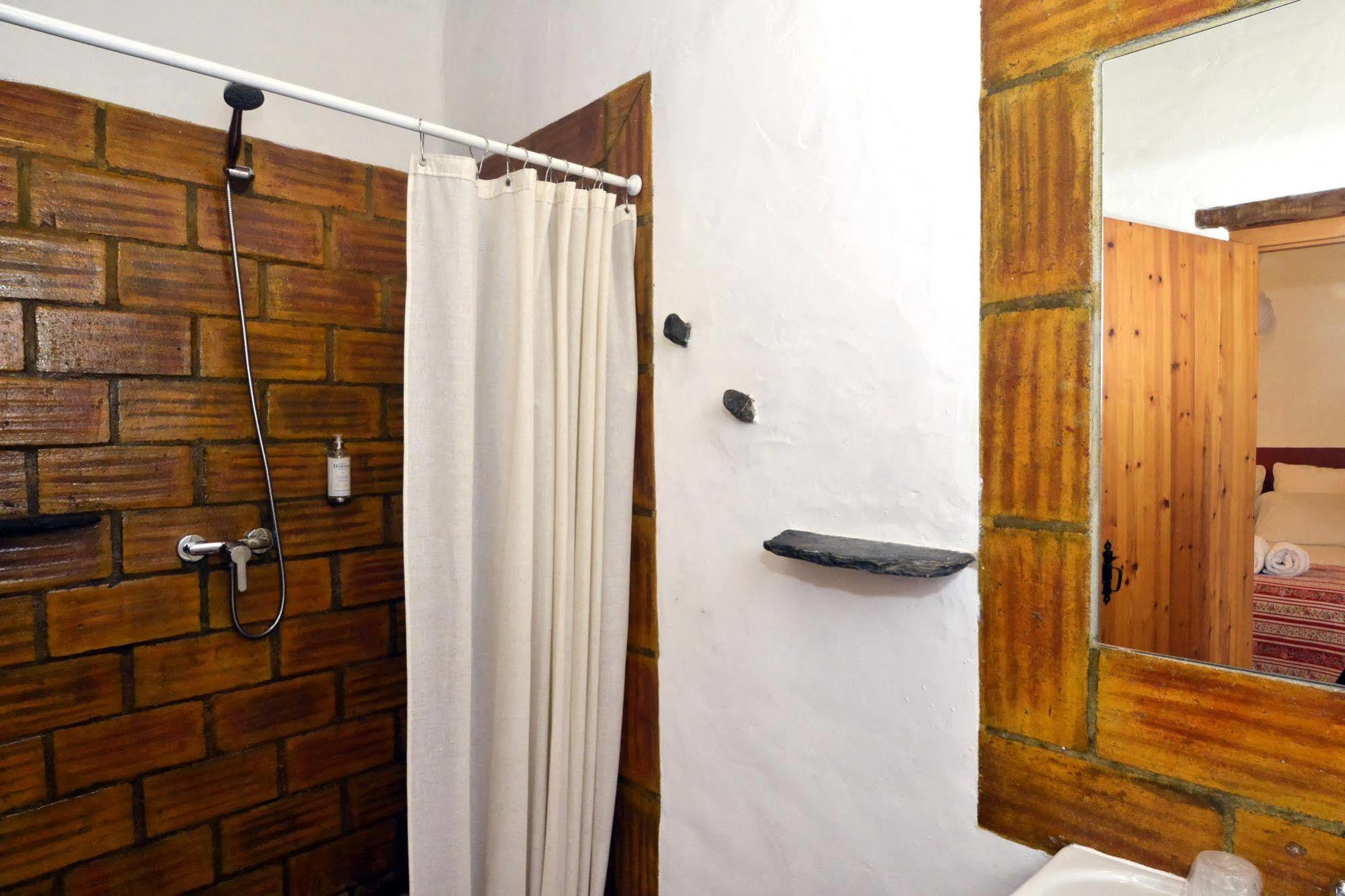 Maison d'hôtes Cerro Da Fontinha à São Teotónio Extérieur photo